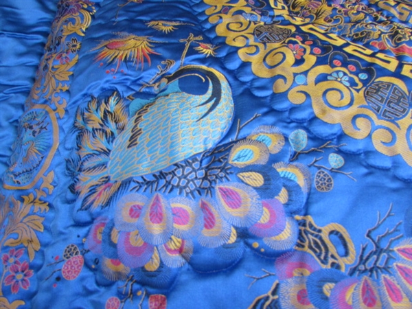 FABULOUS ROYAL BLUE COMFORTER WITH INTRICATE ASIAN DESIGN - NEW