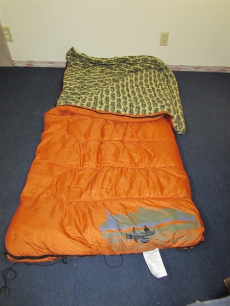 COMFY COLEMAN SLEEPING BAG