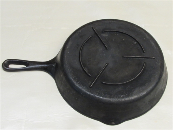 VINTAGE 10 1/2 INCH CAST IRON SKILLET WITH LID- CAMPING READY!