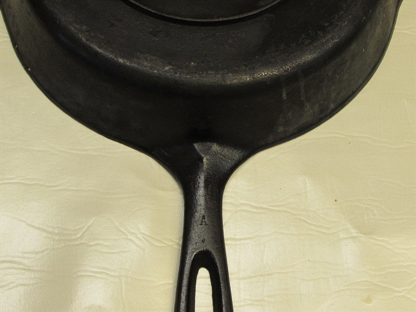 VINTAGE 10 1/2 INCH CAST IRON SKILLET WITH LID- CAMPING READY!