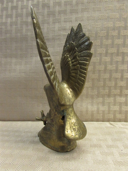 VINTAGE BRASS EAGLE FIGURINE