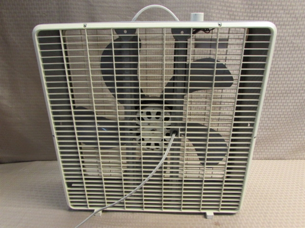 KEEP THE WARM AIR CIRCULATING THIS WINTER WITH THIS VINTAGE TOASTMASTER 3 SPEED BOX FAN