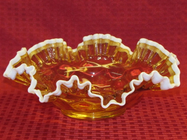 GORGEOUS AMBER SNOW CREST DOUBLE CRIMPED RUFFLED EDGE DEPRESSION GLASS BOWL & LACE EDGE DECORATIVE PLATE