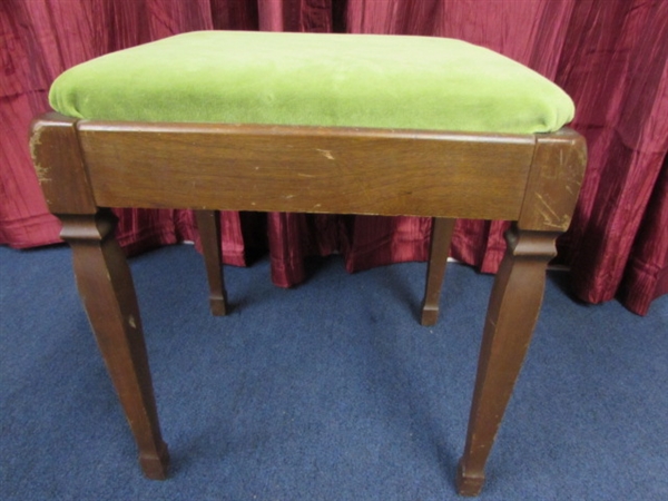 VINTAGE SEWING STOOL WITH NOTIONS ORGANIZER BELOW THE CUSHION