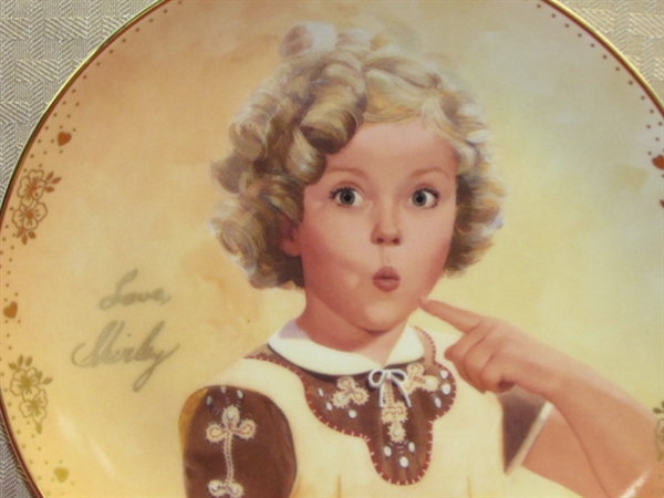 AMERICA'S SWEETHEART-COLLECTIBLE LIMITED EDITION SHIRLEY TEMPLE PLATE FROM DANBURY MINT