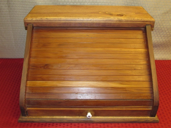 BEAUTIFUL CUSTOM MADE ROLL TOP BREAD BOX 