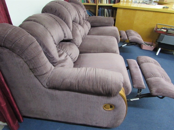 DOUBLE RECLINING COUCH WITH LOTS OF EXTRAS!