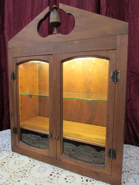 PRETTY LIGHTED CABINET WITH TWO SHELVES