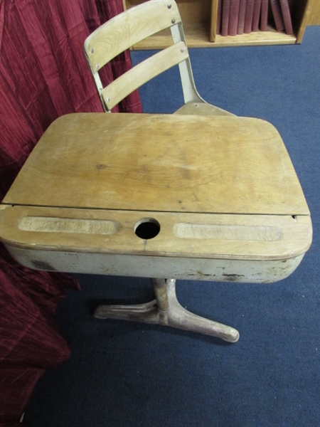CHILD'S SCHOOL DESK -- JUST LIKE IN THE 50's!!