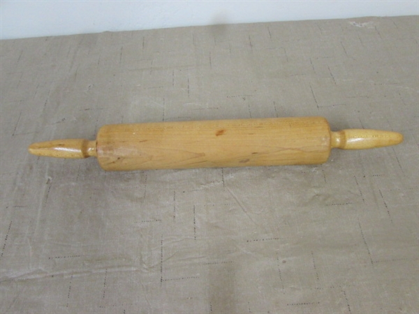 THREE COLLECTORS ROLLING PINS