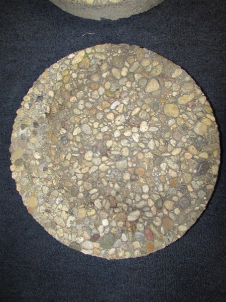 FIVE 15 EXPOSED AGGREGATE STEPPING STONES