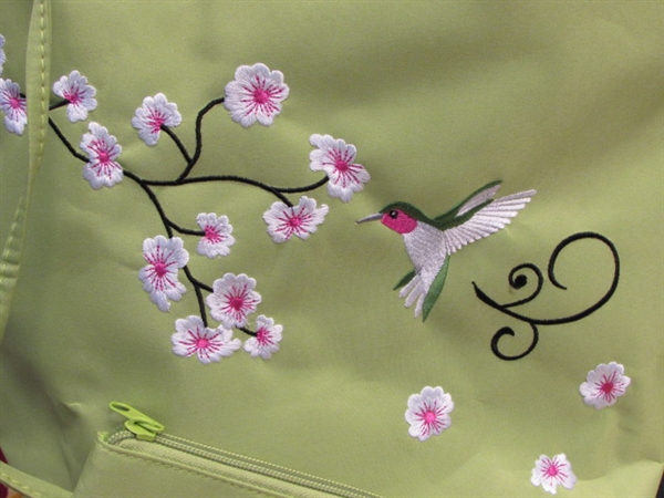 CUDDLY FLEECE PANDA THROW BLANKET & BEAUTIFUL EMBROIDERED HUMMING BIRD BAG WITH BUILT IN WALLET