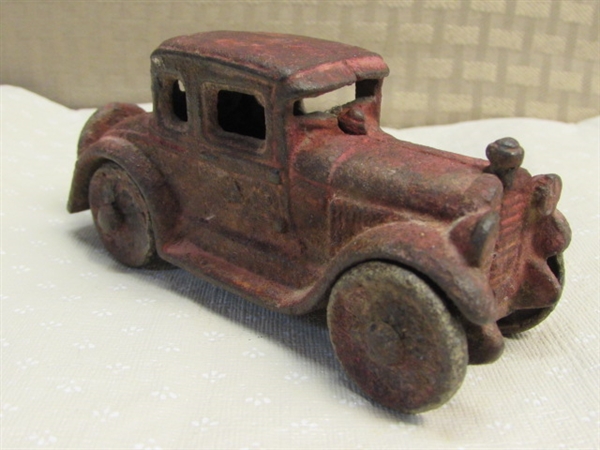 ANTIQUE CAST IRON TOY CAR