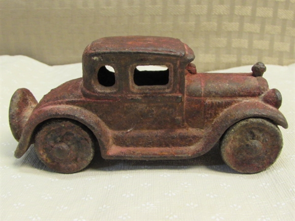 ANTIQUE CAST IRON TOY CAR