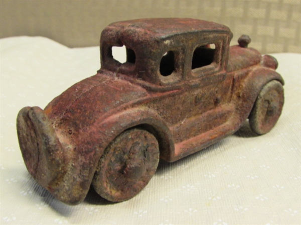 ANTIQUE CAST IRON TOY CAR