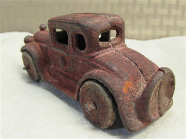 ANTIQUE CAST IRON TOY CAR