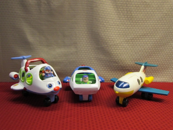 TWO FUN FISHER PRICE LITTLE PEOPLE AIRPLANES WITH PILOTS & PASSENGERS & A 1980 WEEBLE AIR PLANE