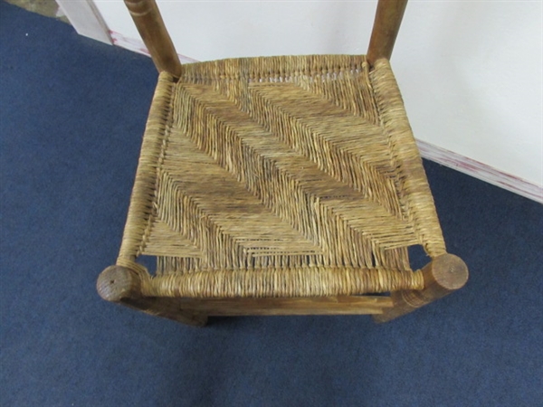 PRIMITIVE HANDMADE WOODEN LADDERBACK CHAIR WITH WOVEN SEAT- SUPER QUILT RACK OR SIDE TABLE