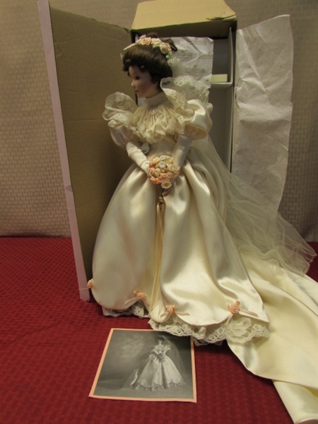 ELIZABETH, ASHTON DRAKE GALLERIES 1994 BRIDE DOLL IN ORIGINAL BOX