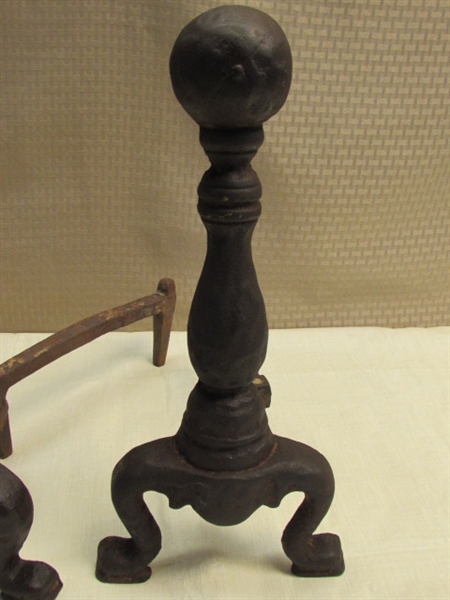 ANTIQUE CAST IRON FIREPLACE ANDIRONS