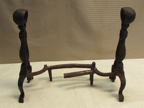 ANTIQUE CAST IRON FIREPLACE ANDIRONS