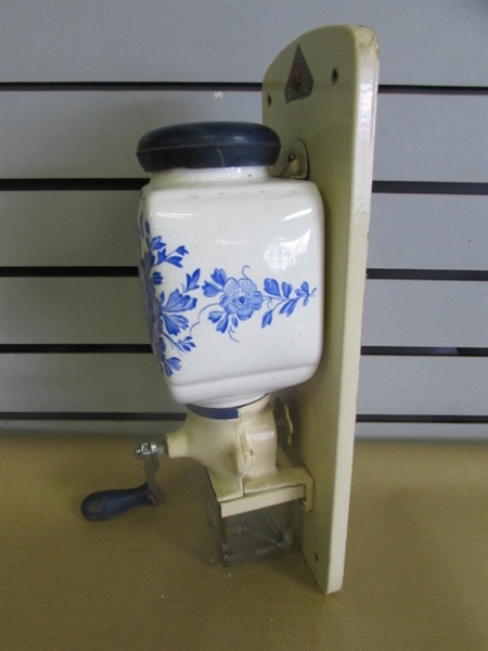 ANTIQUE DEVE DELFT BLUE HOLLAND COFFEE GRINDER