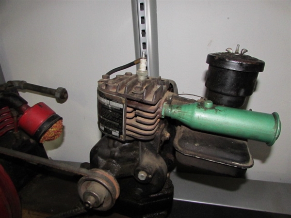 VERY OLD BRIGGS & STRATTON GAS ENGINE AIR COMPRESSOR MODEL 6S