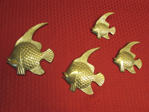 A SCHOOL OF FISH FOR YOUR WALL! FOUR VINTAGE SOLID BRASS FISH WALL PLAQUES