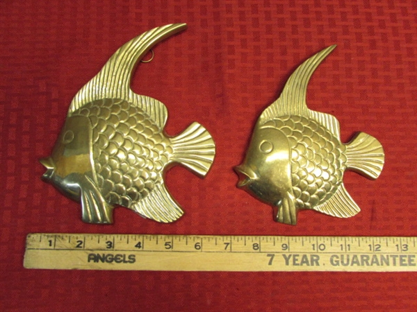 A SCHOOL OF FISH FOR YOUR WALL! FOUR VINTAGE SOLID BRASS FISH WALL PLAQUES