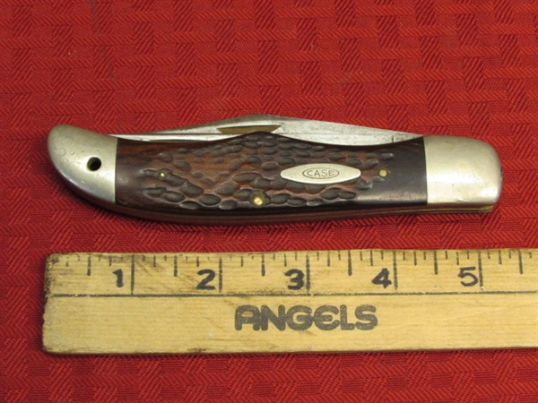 VINTAGE CASE XX FOLDING 2 BLADE HUNTING KNIFE WITH JIGGED WOOD HANDLE