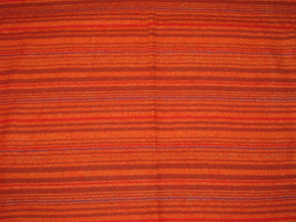 VIBRANT WOOL THROW BLANKET LIKE NEW