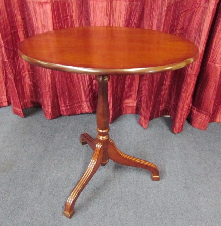 ADORABLE TILT-TOP OVAL ACCENT TABLE AND FASHIONABLE MAGAZINE RACK FROM THE BOMBAY COMPANY