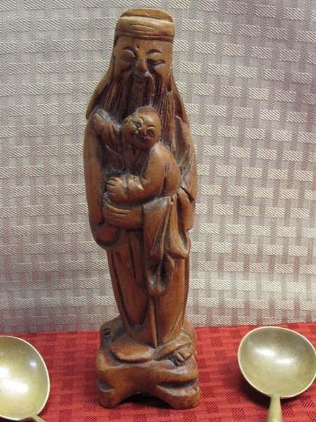 SWEET HAND CARVED ORIENTAL WISE MAN WITH CHILD FIGURINE & 2 BRASS BUDDHA TEASPOONS