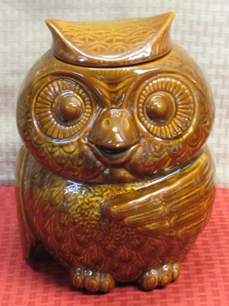 WHOO LOVES OWLS? COLLECTIBLE VINTAGE MCCOY OWL COOKIE JAR, WALL HANGING, WIND CHIME & MORE