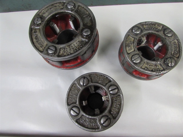 RIGID PIPE THREADERS-1, 3/4, & 1/2 DIES, HEADS, HANDLES & EXTRA TEETH IN BIG METAL TOOLBOX