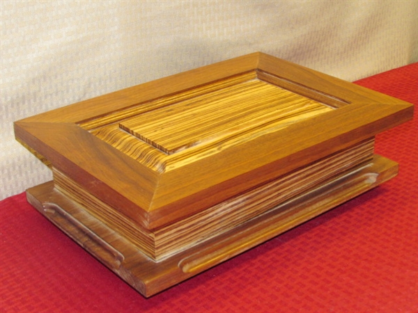 BEAUTIFUL CUSTOM MADE WALNUT & TIGER WOOD JEWELRY/STORAGE BOX