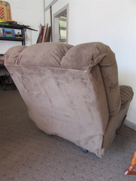 SUPER NICE, VERY COZY ROCKER RECLINER