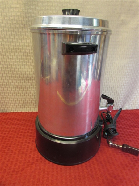 WEST BEND 12-30 CUP AUTOMATIC COFFEE MAKER URN WITH SPIGOT
