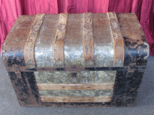 WONDERFUL ANTIQUE STEAMER TRUNK WITH ORNATE METAL HARDWARE & ACCENTS!