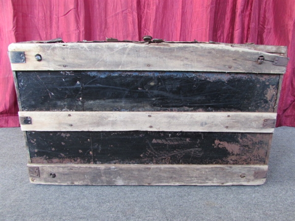 WONDERFUL ANTIQUE STEAMER TRUNK WITH ORNATE METAL HARDWARE & ACCENTS!