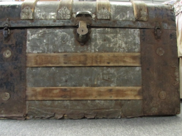 WONDERFUL ANTIQUE STEAMER TRUNK WITH ORNATE METAL HARDWARE & ACCENTS!