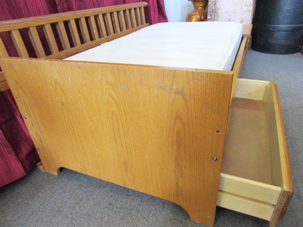 ATTRACTIVE OAK CONVERTIBLE CRIB-YOUTH BED WITH 2 DRAWER BASE