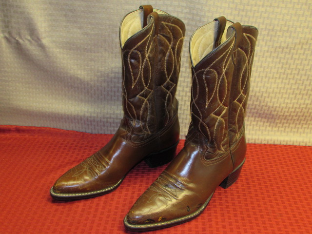 bronco cowboy boots