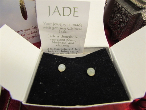 VINTAGE JEWELS, JADE, 14K, RHINESTONES & MORE PLUS UNIQUE KEEPSAKE BOX