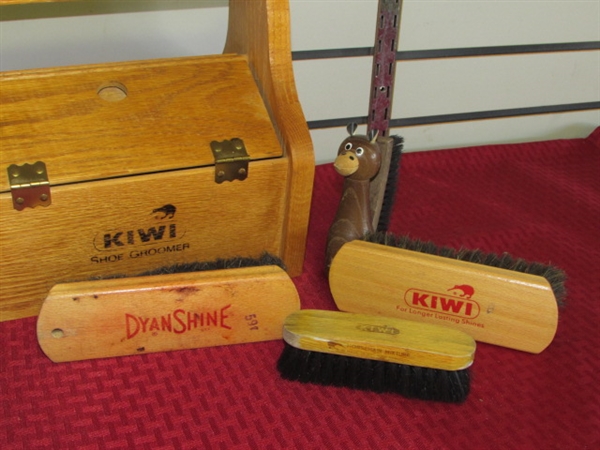 VINTAGE WOODEN KIWI SHOE GROOMER KIT COMPLETE WITH WAX, POLISH, BRUSHES, SHOE HORN & MORE