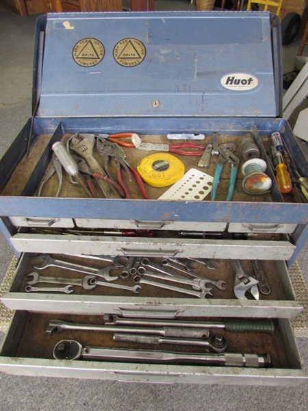 AWESOME BIG 6-DRAWER HUOT TOOL BOX WITH TOOLS!