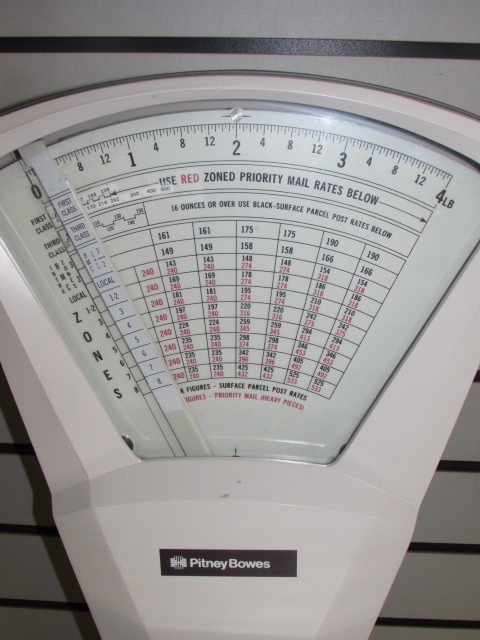 POSTAL SCALE- Model S-104 Pitney Bowes- Vintage