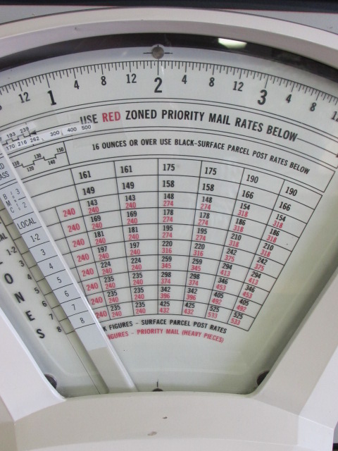 POSTAL SCALE- Model S-104 Pitney Bowes- Vintage