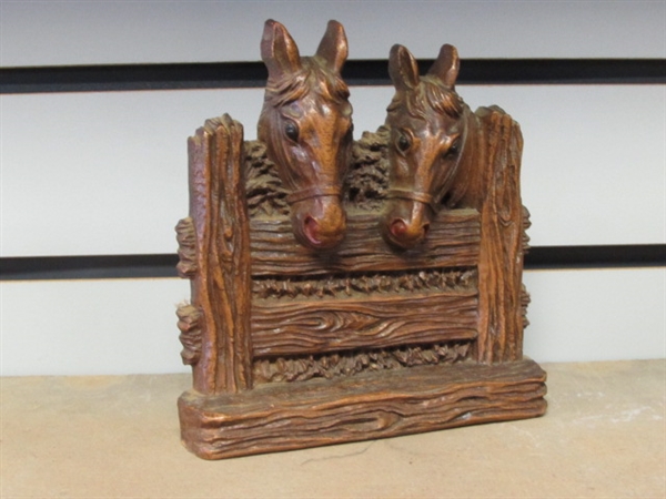 CERAMIC CLYDESDALE FIGURINE & TWO HORSES PEEKING OVER THE FENCE