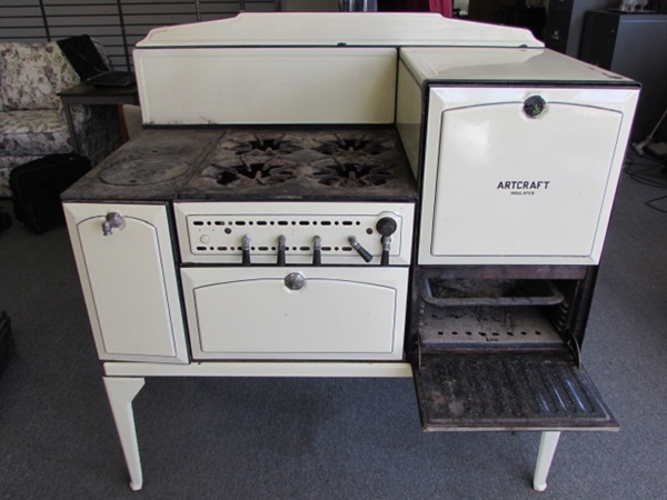 WONDERFUL ANTIQUE ENAMELED GAS/WOOD COOK STOVE